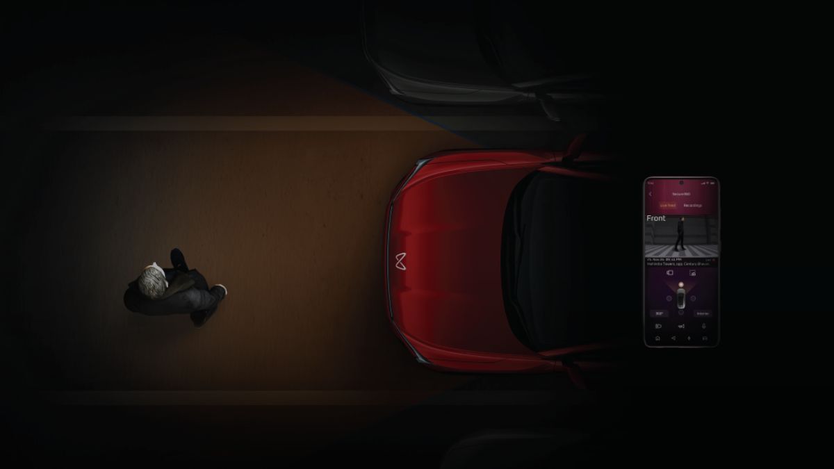 Top 10 features in Mahindra XEV 9e and BE 6e